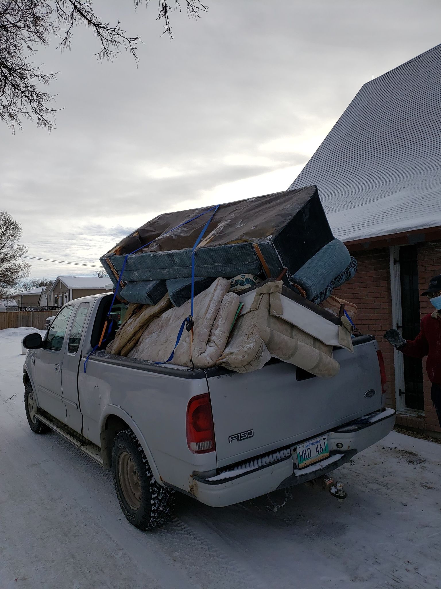 Pastor picks up over 26,000 lbs of garbage around Winnipeg CHVNRadio